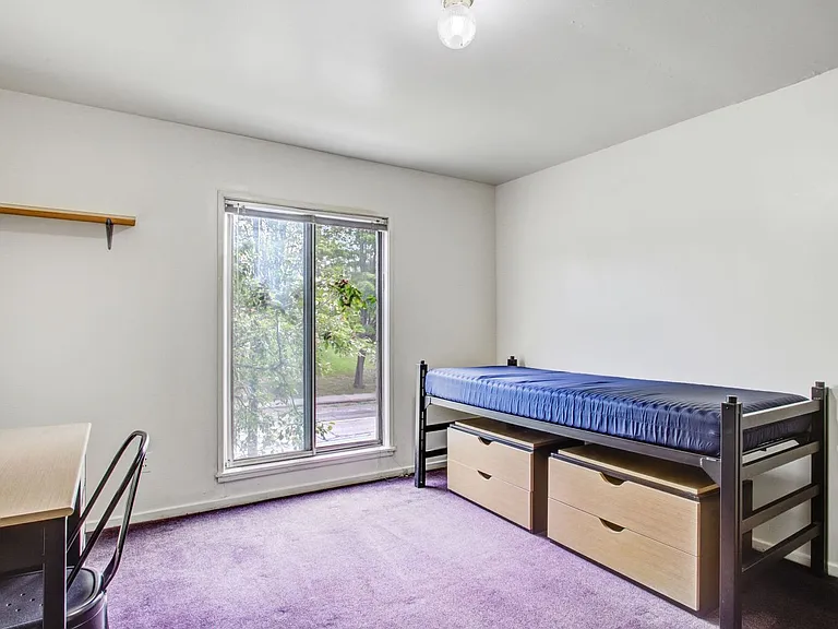 1335 S University Ave — Photo 8
