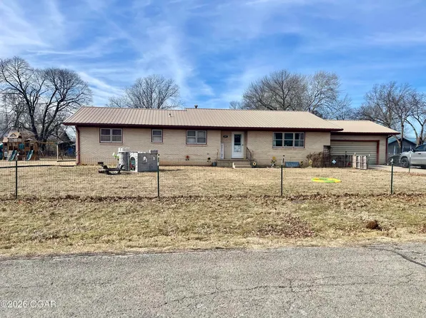 107 S 15th St, Sarcoxie, MO 64862