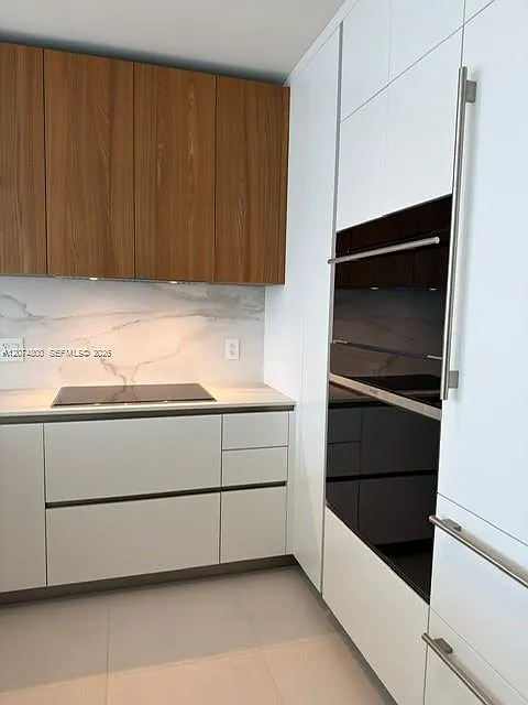 2 bed, 2.0 bath, $9,500 — Photo 4