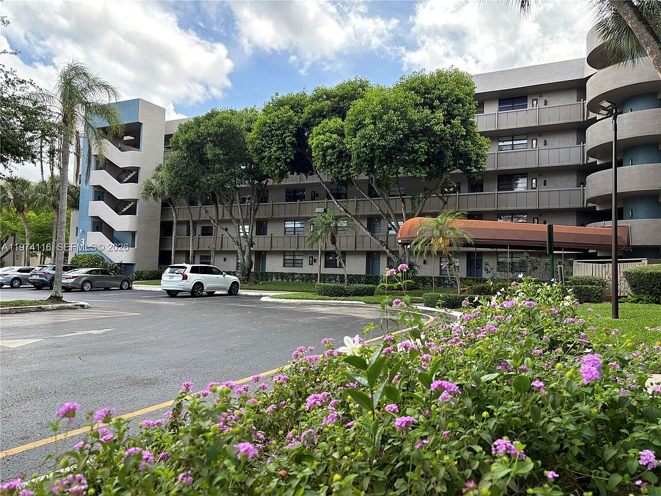 1st image of 1100 Colony Point Cir APT 316