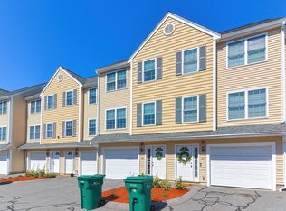 417 Hildreth St UNIT 28, Lowell, MA 01850
