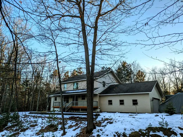 9402 Northwood Hwy, Onekama, MI 49675