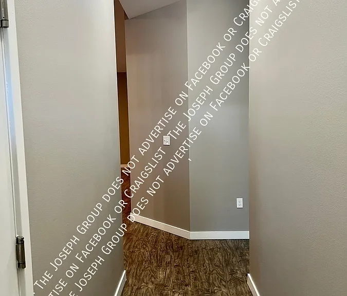110 W 3rd St #A — Photo 15