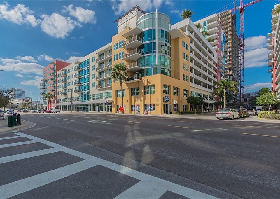 1st image of 1120 E Kennedy Blvd Unit 1517