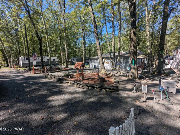 111-113 Cardinal Rd, Shohola, PA 18458