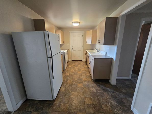 319 H St SE #B1