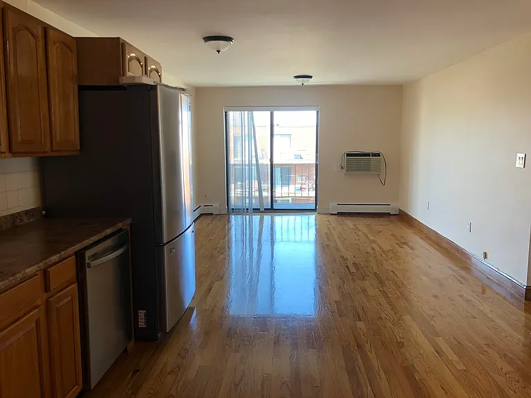 39 Cary Ave #16 — Photo 5