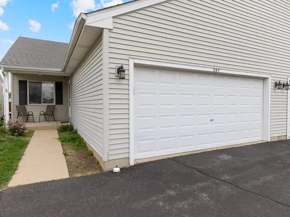 557 Sandy Ct, Harvard, IL 60033