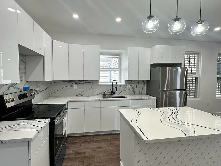 321 S Orange Ave #3 — Photo 4