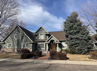 2468 E Oakborough Ct, Eagle, ID 83616