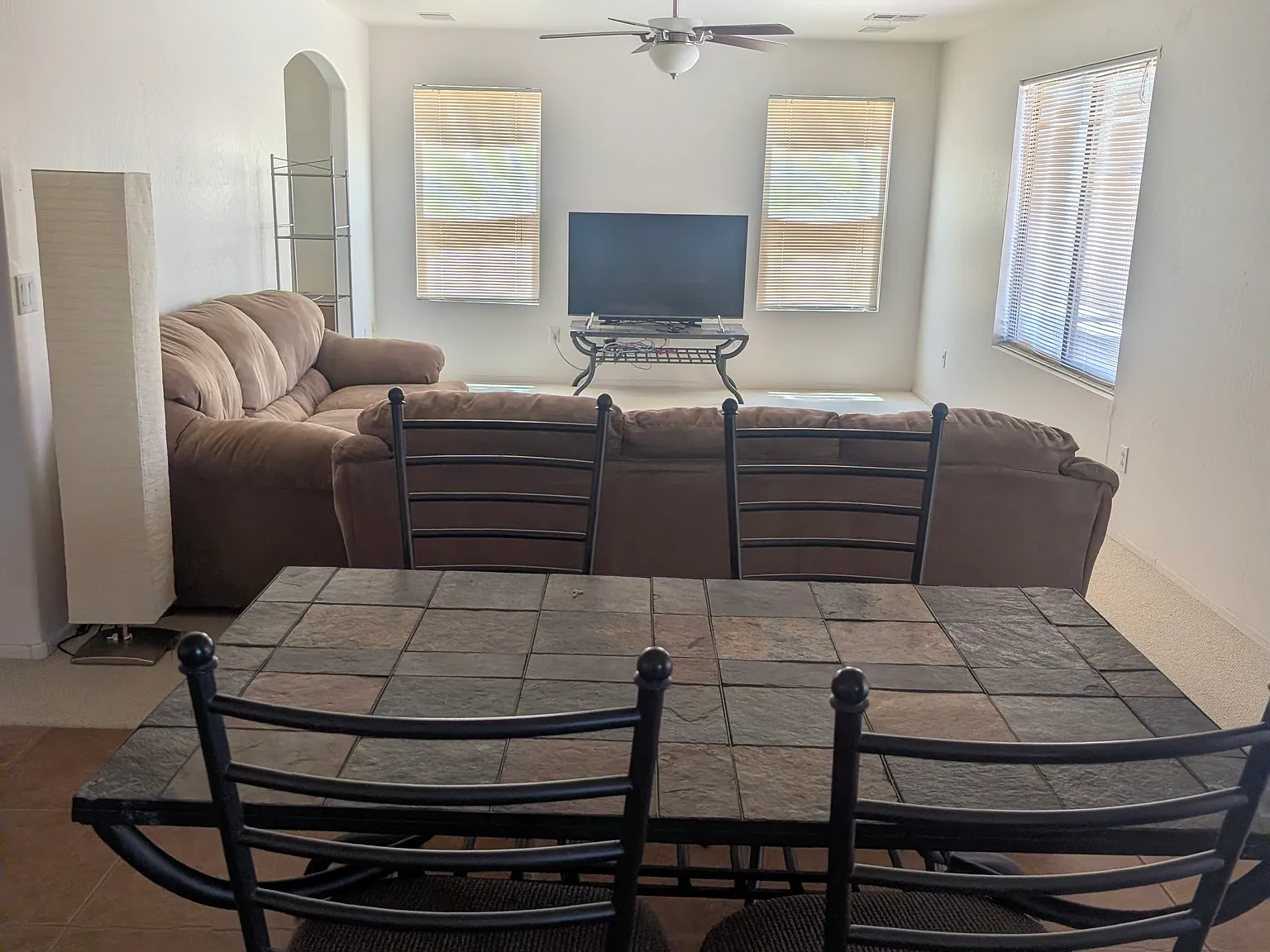 3 bed, 2.5 bath, 2597 sqft, $2,249 — Photo 4
