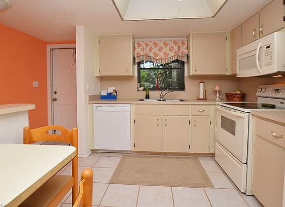 5th image of 28160 Pine Haven Way APT 37
