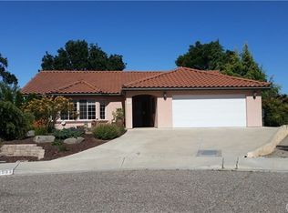 2087 Fallbrook Ct, Paso Robles, CA 93446