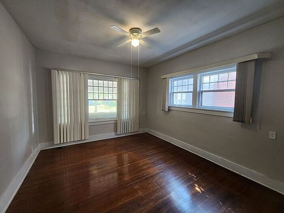5th image of 107 Monterey Ave