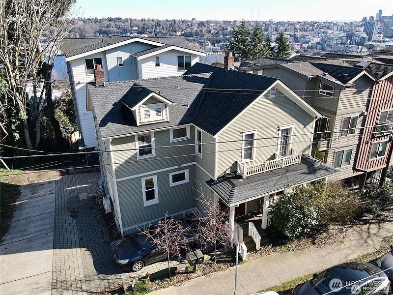2nd image of 1522 Taylor Avenue N