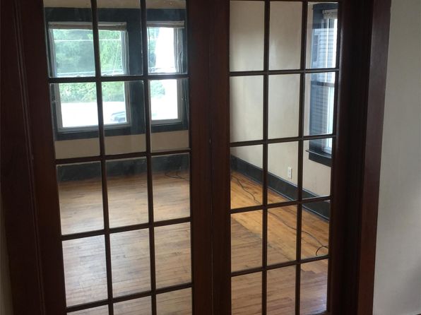 2 N Main St #2L