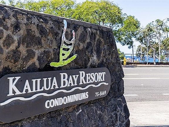 3rd image of 75-5669 Kuakini Hwy #3303
