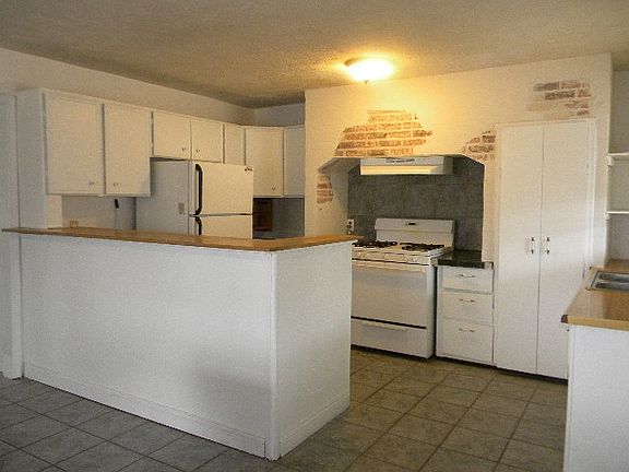 5th image of 13116 Ventura Blvd