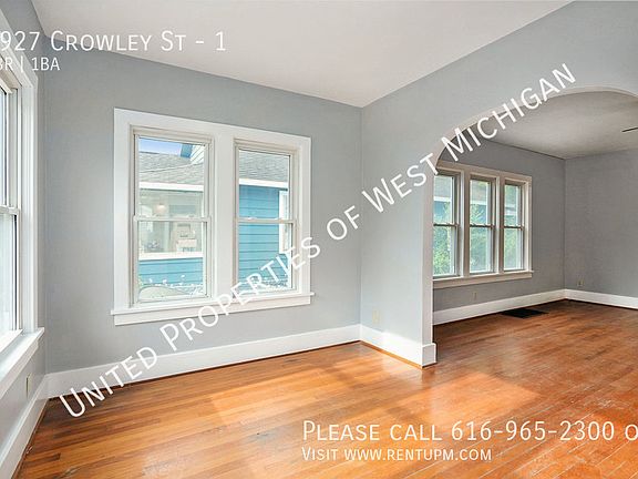 2nd image of 1927 Crowley St #1