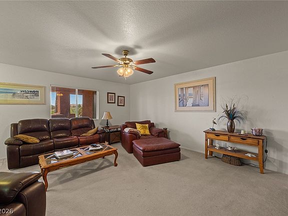 5th image of 382 Colleen Ct Unit A