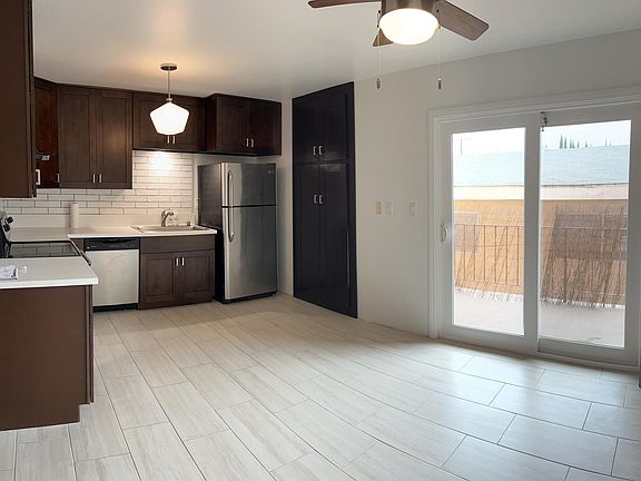 3rd image of 382 Coronado Ave APT 202A
