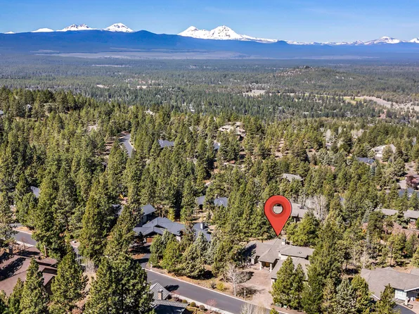 1600 NW Overlook Dr, Bend, OR 97703