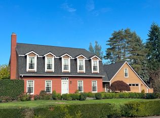 30 Glacier Ky, Bellevue, WA 98006
