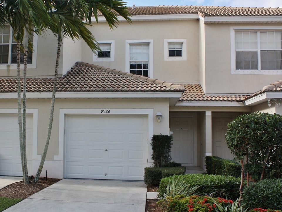 1st image of 9926 Lago Drive