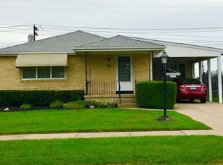 38 Barnabas Dr, Depew, NY 14043