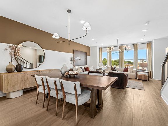 Spacious Gathering Room and Cafe Makes Entertaining a Breeze