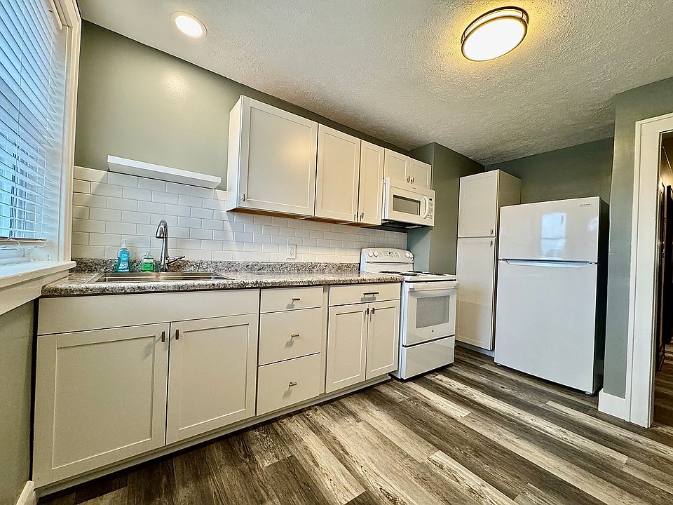 Microwave, stove and refrigerator