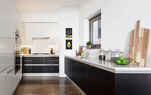 Sold by Compass | media 7