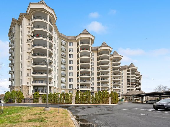 2nd image of 400 Warioto Way APT 713