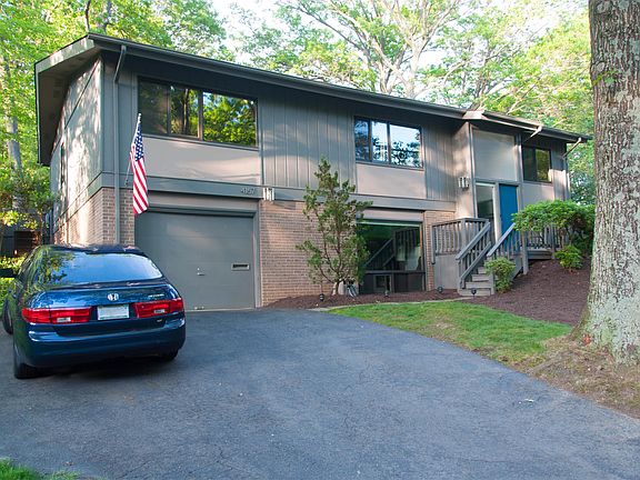 2nd image of 4167 Elizabeth Ln