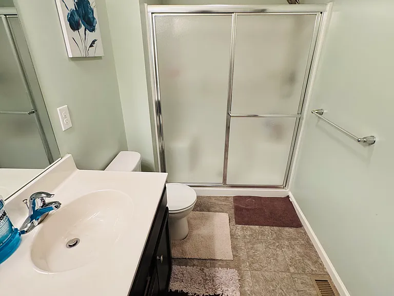 Master bath room