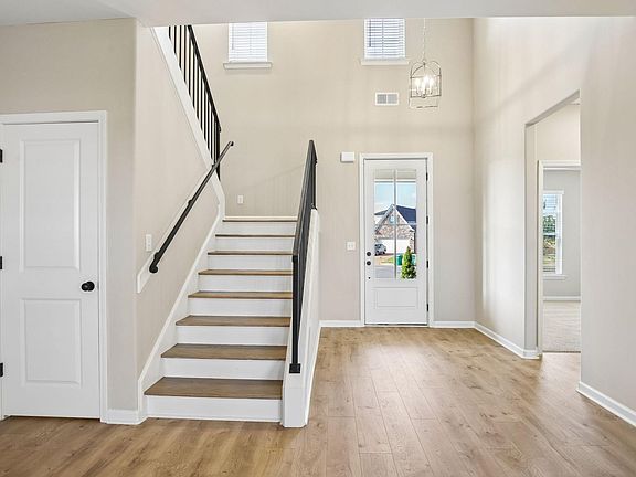 7 web or mls 350 CHESTNUT RIDGE CV S2908 007