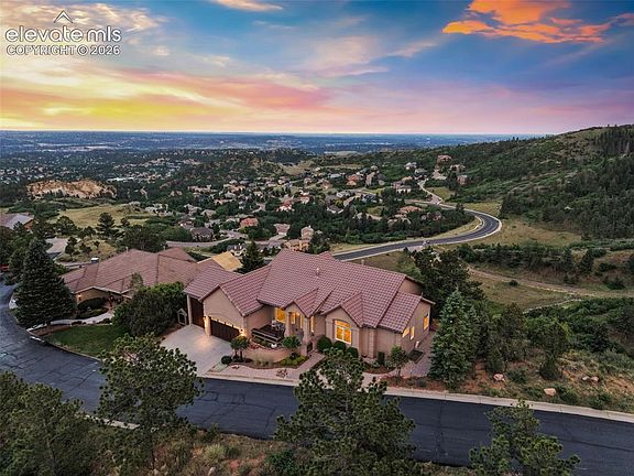 3rd image of 3355 Angelstone Point