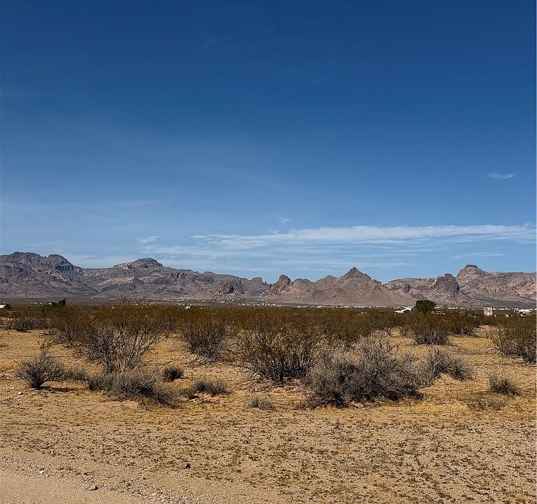 2nd image of 2661 S Muscovite Road