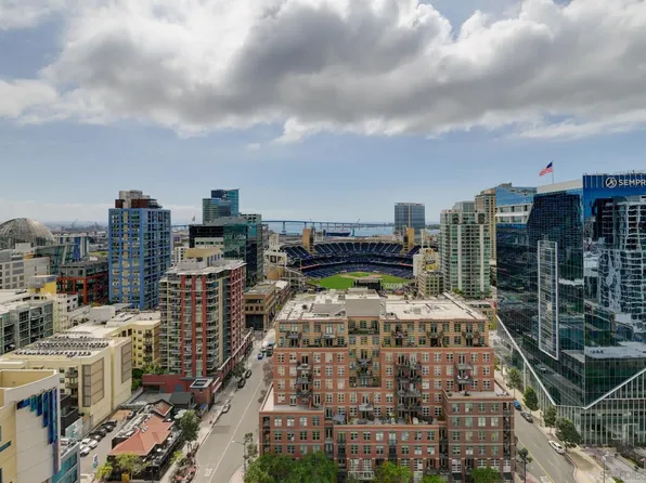 800 The Mark Ln Unit 2206, San Diego, CA 92101