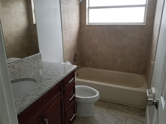 3rd image of 2237 Newt St