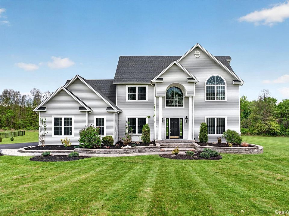 1st image of 55 Noelle Drive