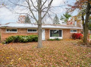1401 Shaw St, Walled Lake, MI
