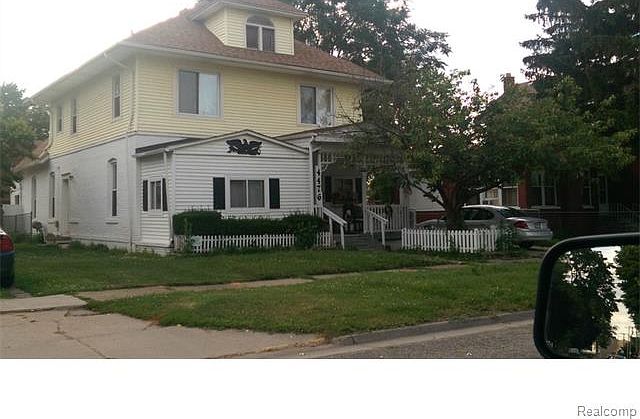1st image of 4476 Monroe St Unit 3