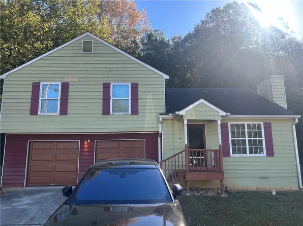 35 Hampton Oaks Dr, Hampton, GA 30228