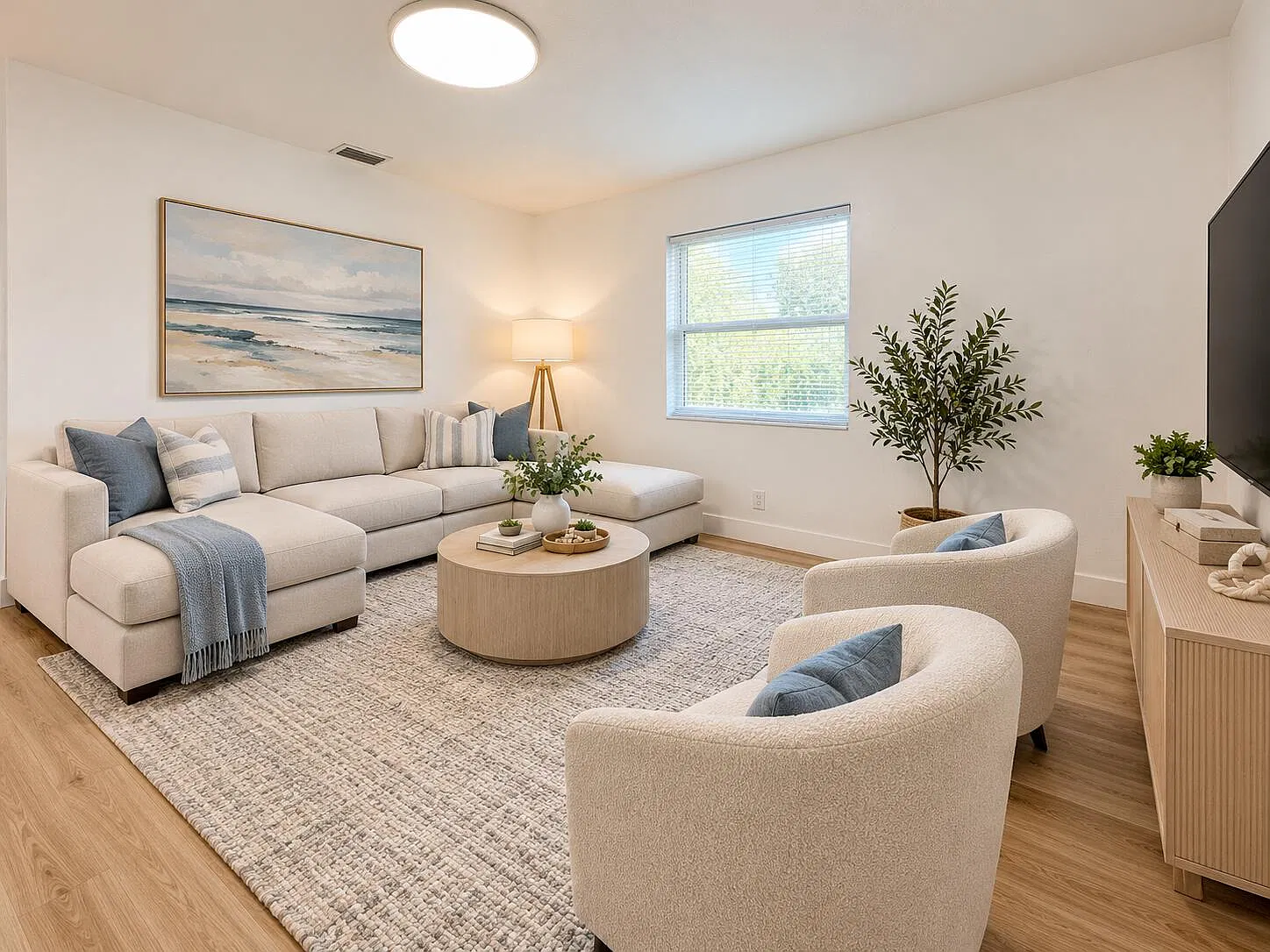 1 bed, 1.0 bath, 700 sqft, $1,800 — Photo 4