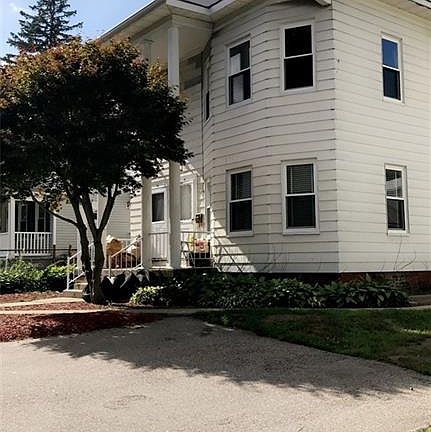 2nd image of 31 Woodside Ave