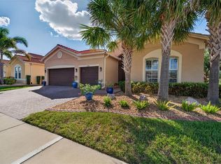 16301 Garnet Glen Pl, Wimauma, FL 33598