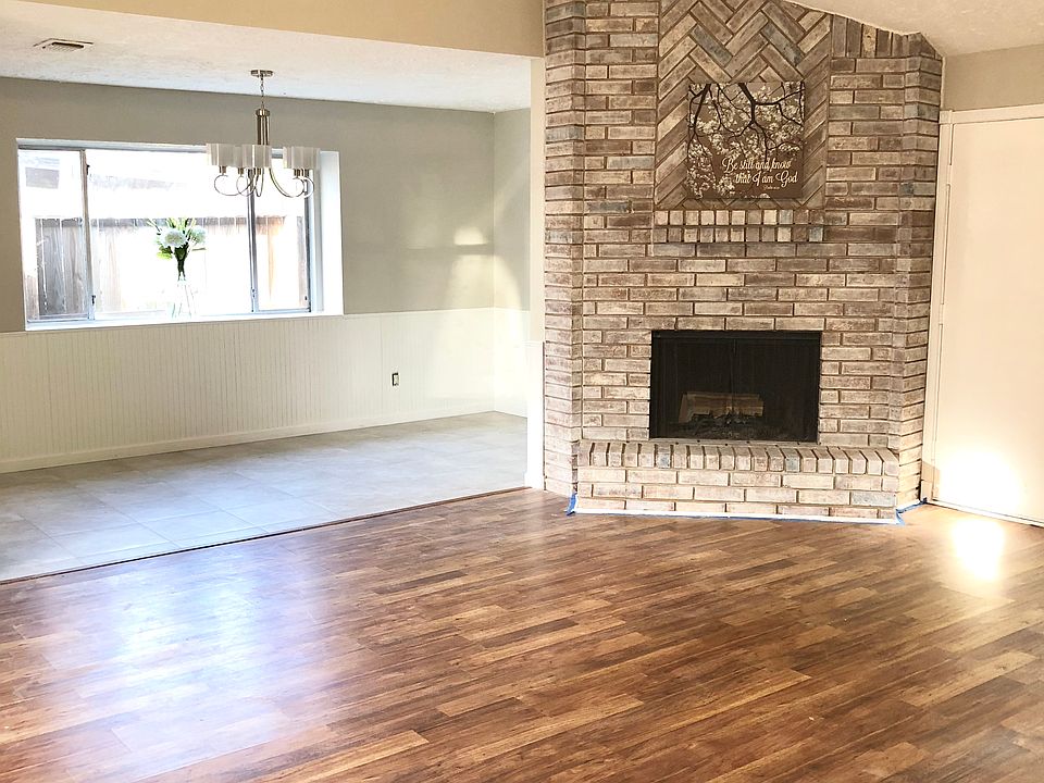 Welcome to 3817 Aspen Drive!