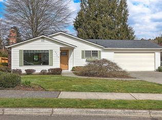 2520 NE 23rd Pl, Renton, WA 98056
