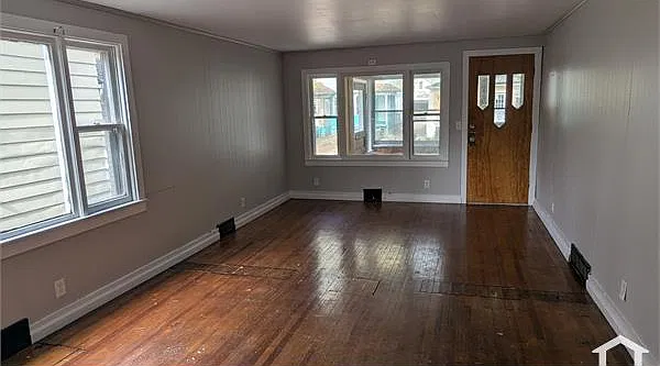 3 bed, 1200 sqft, $1,250 — Photo 4